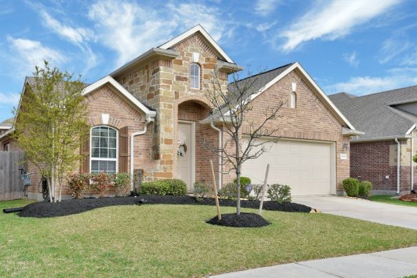 https://RachelleM.NewConstructionHomesForYou.com
